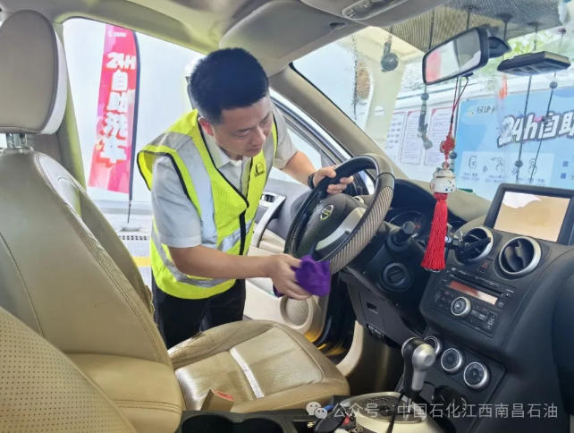 1758767522493486.png image.png